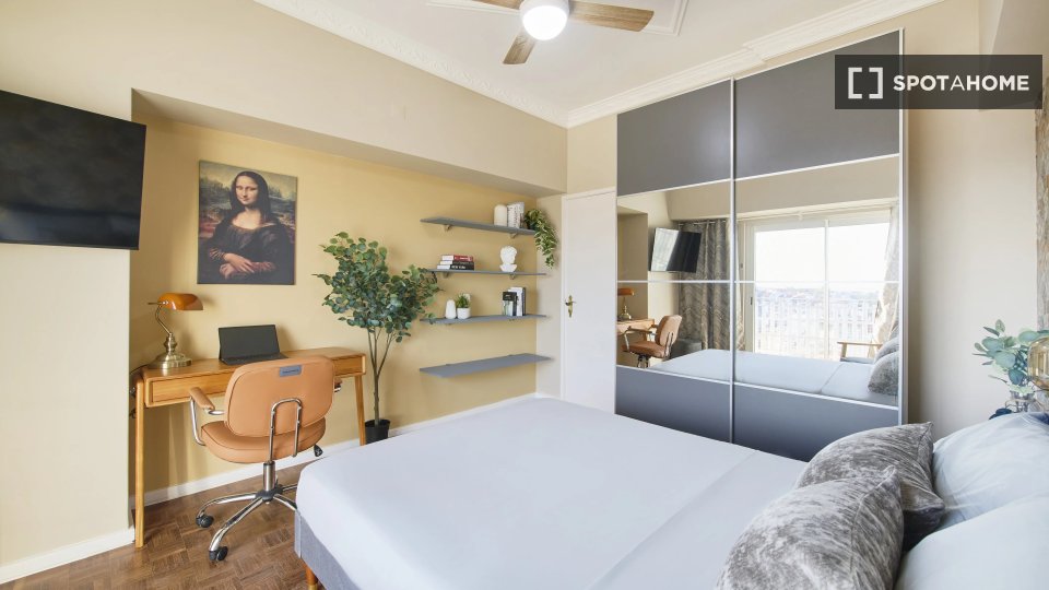Double room Lisbon, 9 beds — photo 4