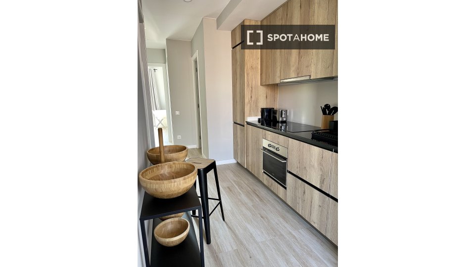 Double room Barcelona, 4 beds, 80m² — photo 21