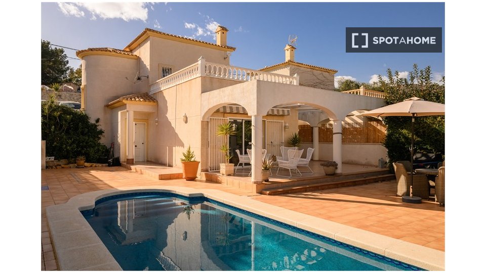 Apartment Alicante, 3 beds — photo 9