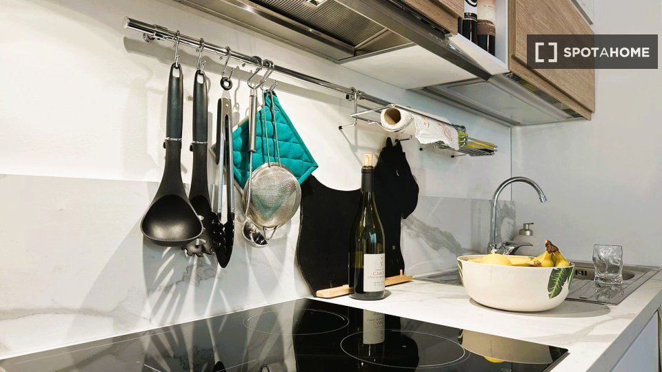 Apartment Milan, 1 bed — photo 2