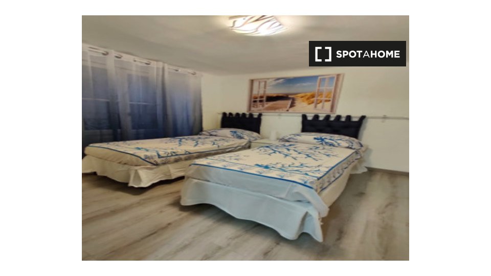 Apartment Genoa, 1 bed — photo 1