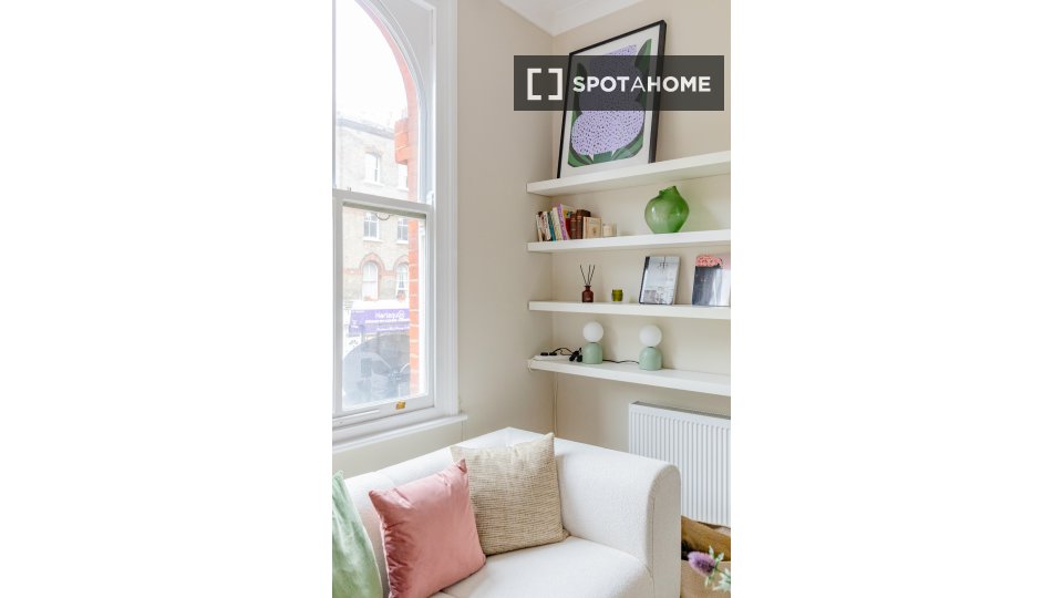 Apartment London, 2 beds — photo 12