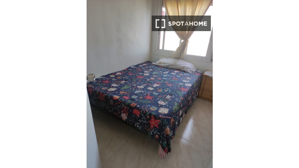 Classic apartment with 4 bedrooms in Chamartín, Madrid - a Barcellona