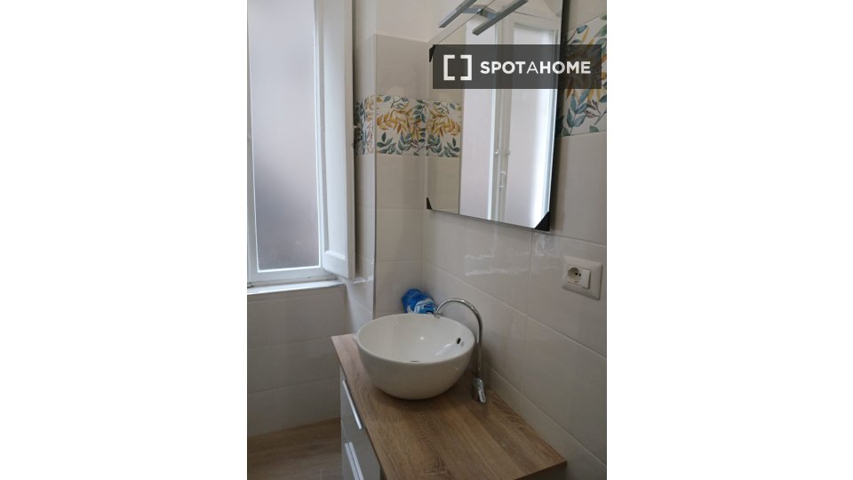 Double room Perugia, 3 beds — photo 19