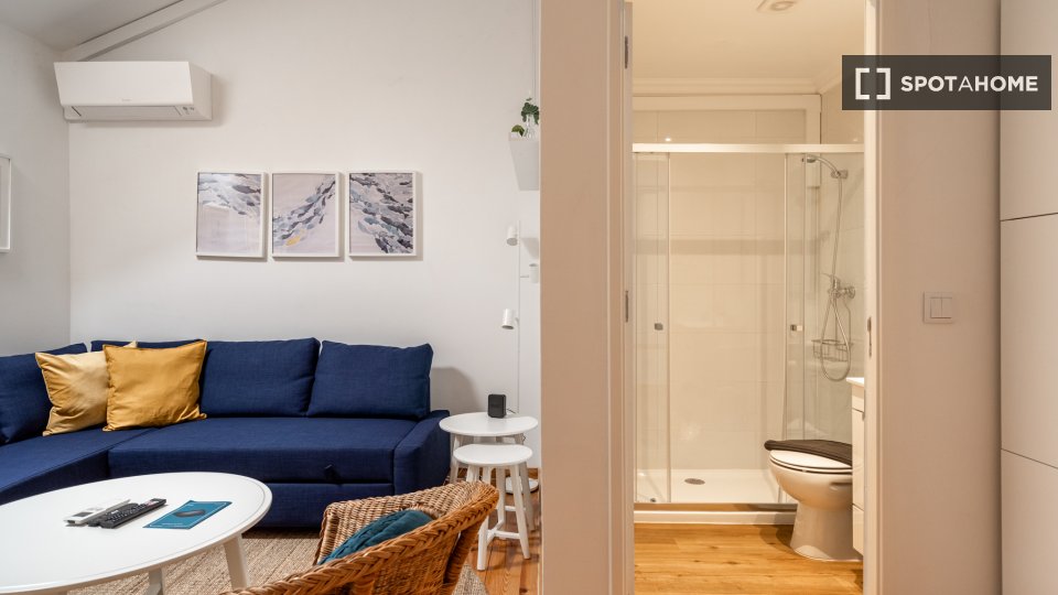 Apartment Lisbon, 3 beds — photo 19