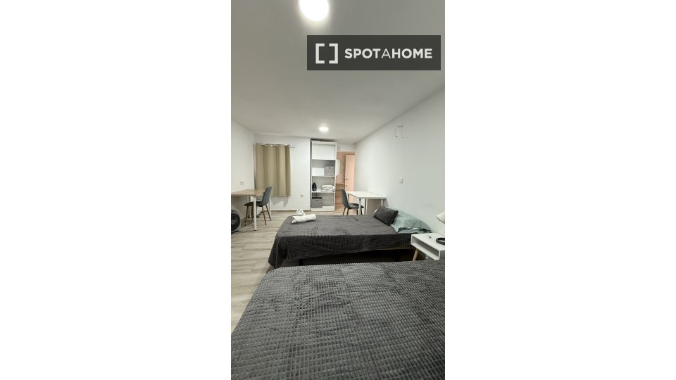 Double room Murcia, 5 beds, 170m² — photo 32
