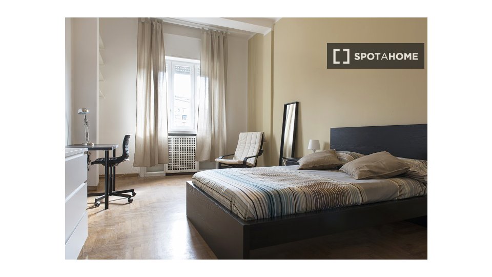 Double room Milan, 5 beds, 175m² — photo 1