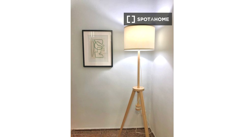 Apartment Valencia, 2 beds, 84m² — photo 8