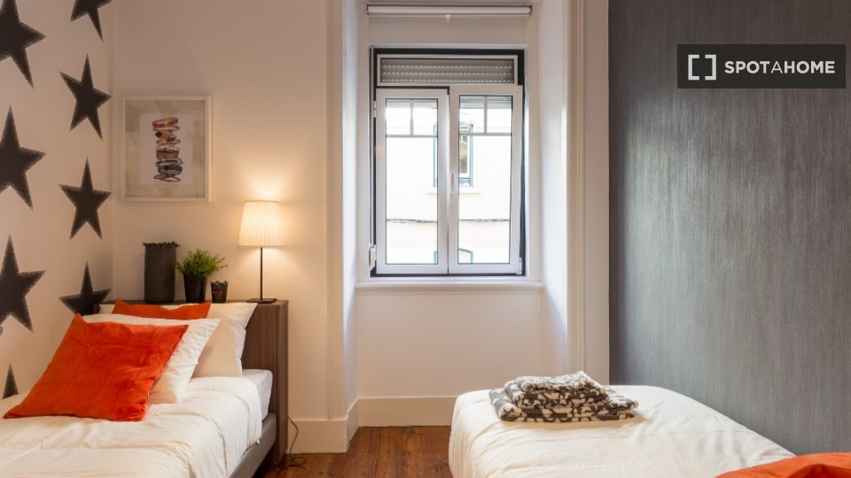 Apartment Lisbon, 3 beds — photo 14