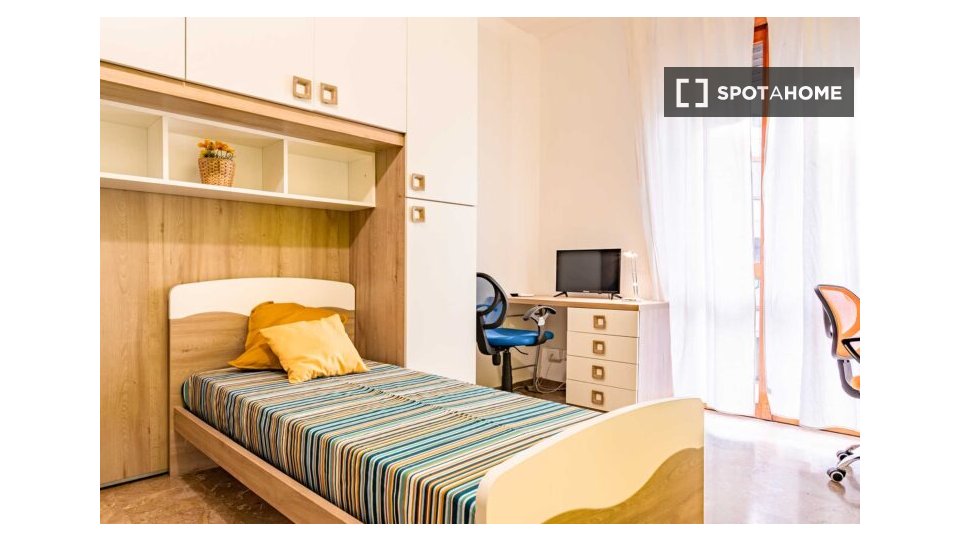 Double room Milan, 5 beds — photo 36