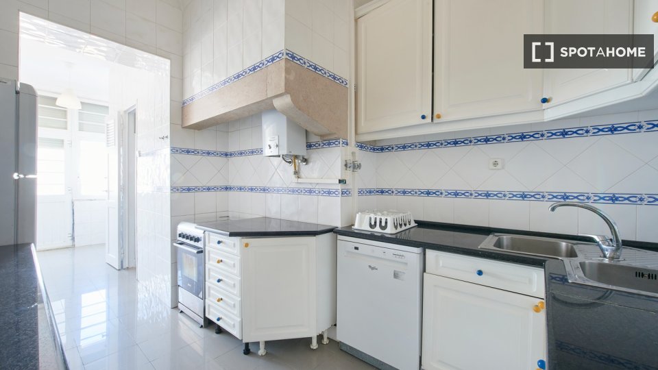 Double room Lisbon, 7 beds — photo 3