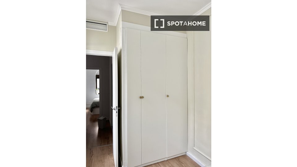 Apartment Madrid, 2 beds — photo 15