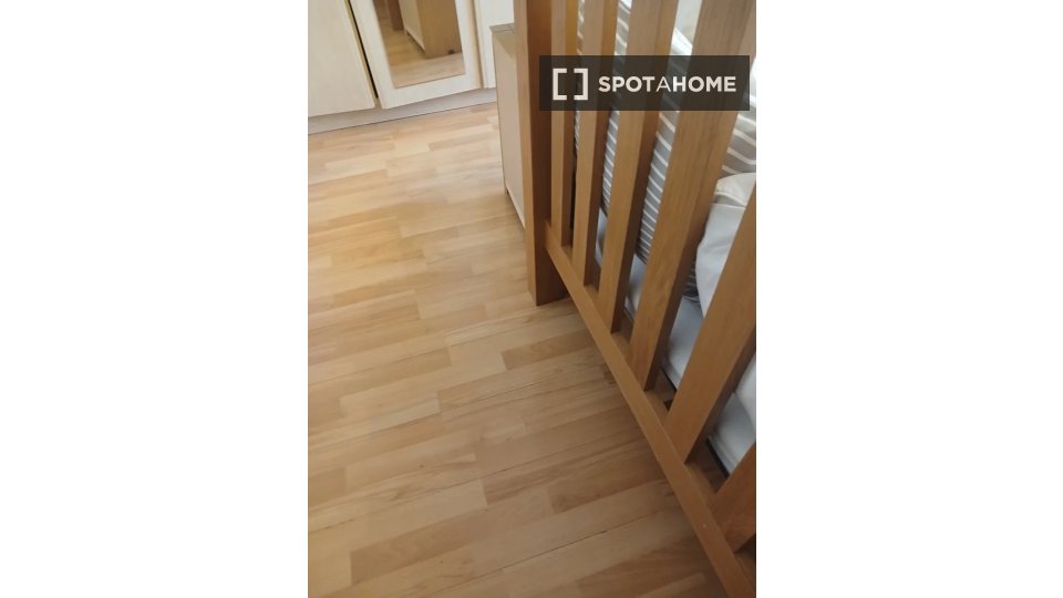 Double room London, 4 beds — photo 16
