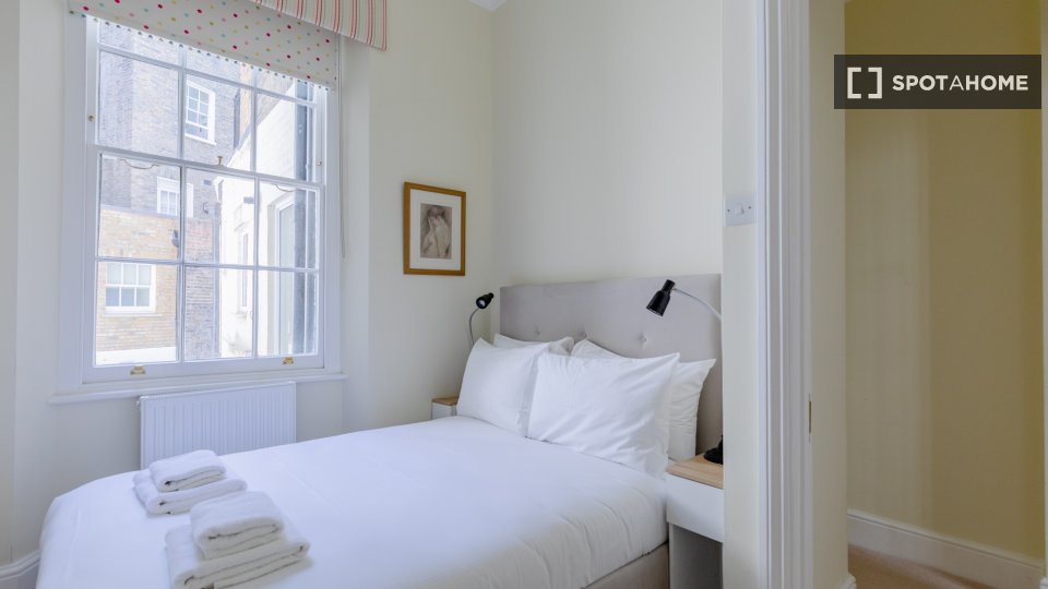 Apartment London, 2 beds — photo 13