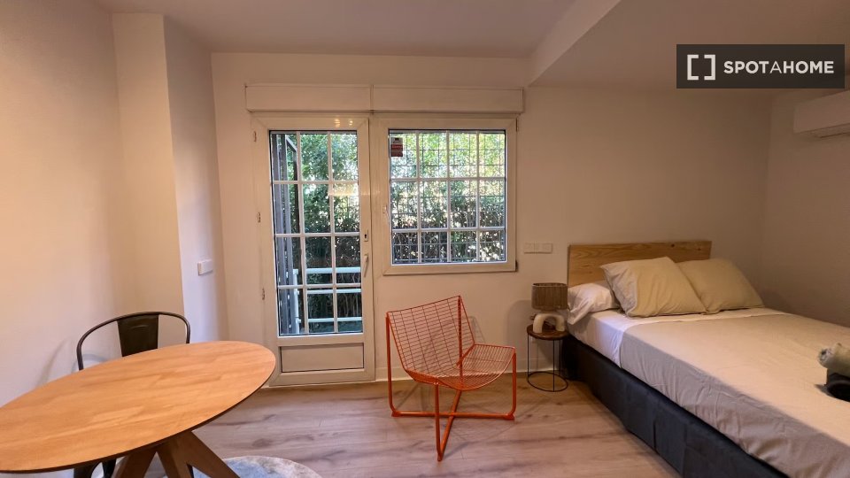 Apartment mono Madrid, 19m² — photo 2