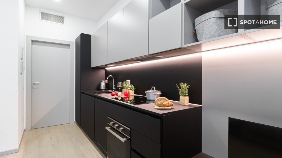 Apartment Milan, 1 bed, 48m² — photo 3
