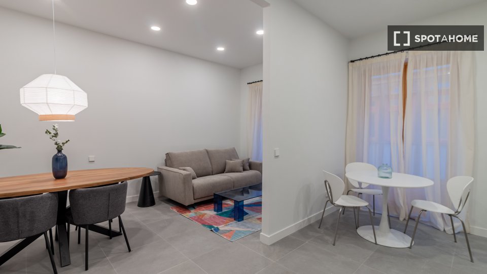 Apartment Madrid, 3 beds — photo 13
