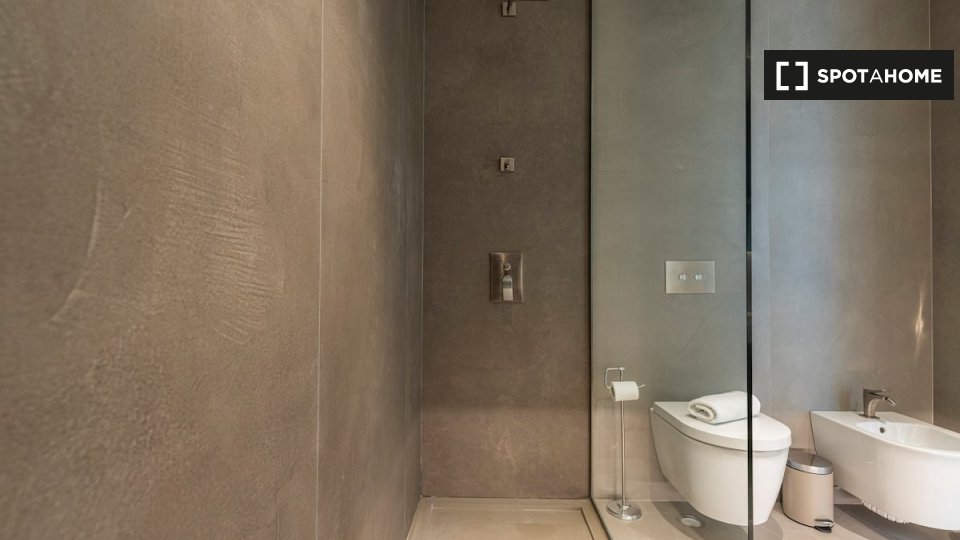 Apartment Lisbon, 1 bed — photo 17