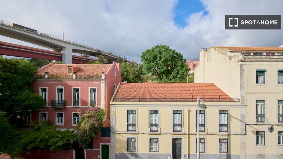 Double room Lisbon, 7 beds — photo 14