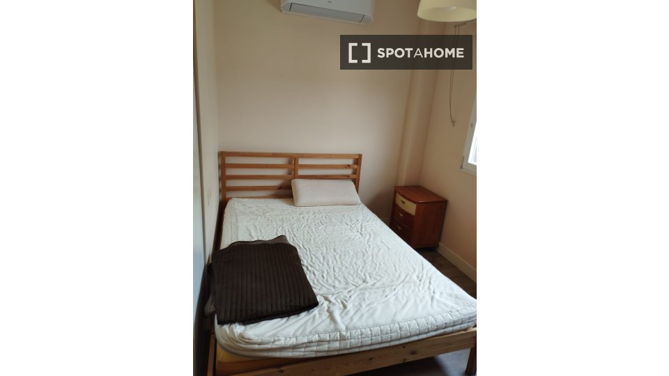 Double room Madrid, 15 beds — photo 19