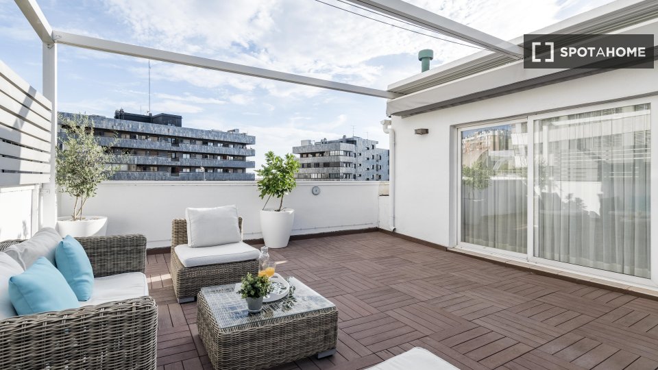Apartment Madrid, 3 beds, 100m² — photo 3