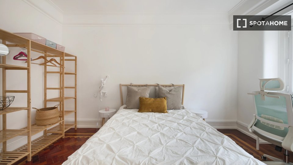 Double room Lisbon, 7 beds — photo 2