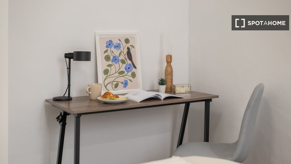 Double room Barcelona, 4 beds, 95m² — photo 12