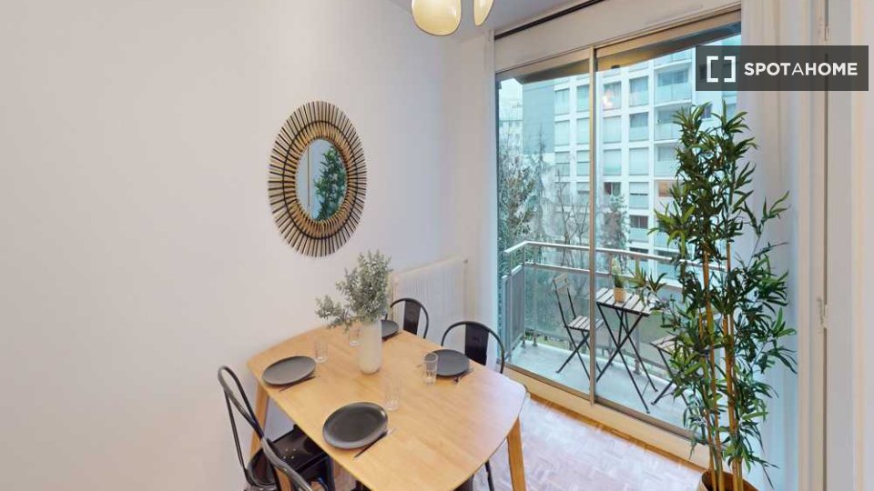 Double room Paris, 4 beds, 80m² — photo 13