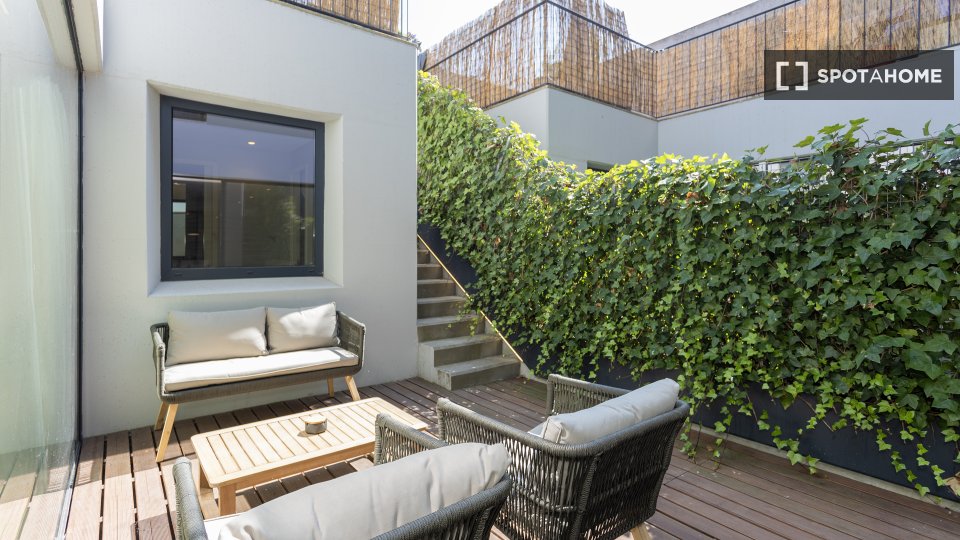Apartment Porto, 2 beds, 246m² — photo 18