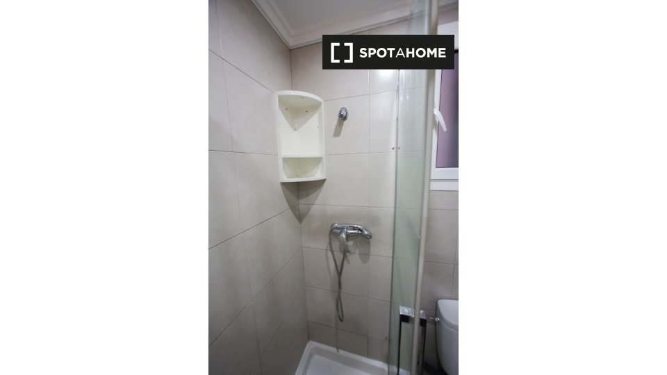 Double room Valencia, 4 beds, 100m² — photo 8