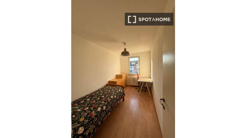 Apartment Brussels, 2 beds, 94m² — photo 28