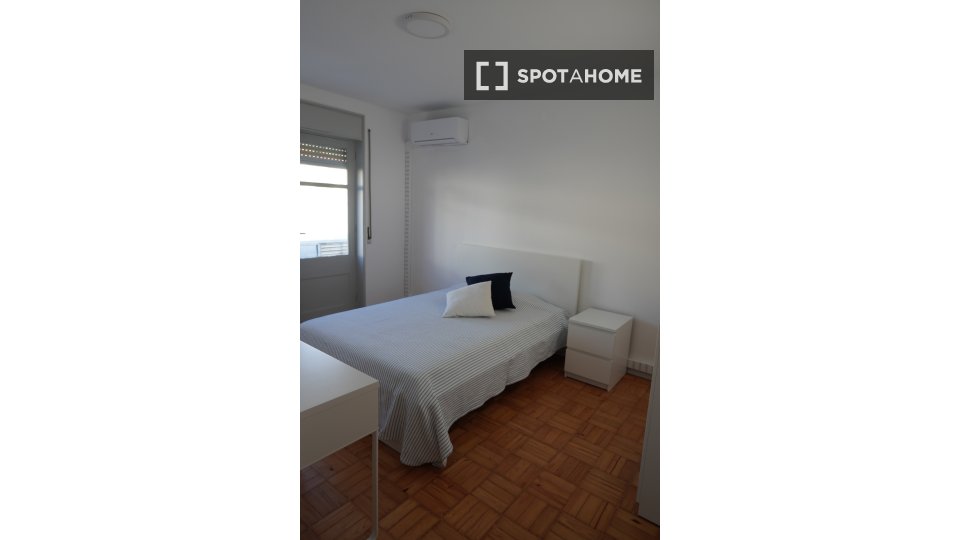 Double room Porto, 2 beds — photo 9