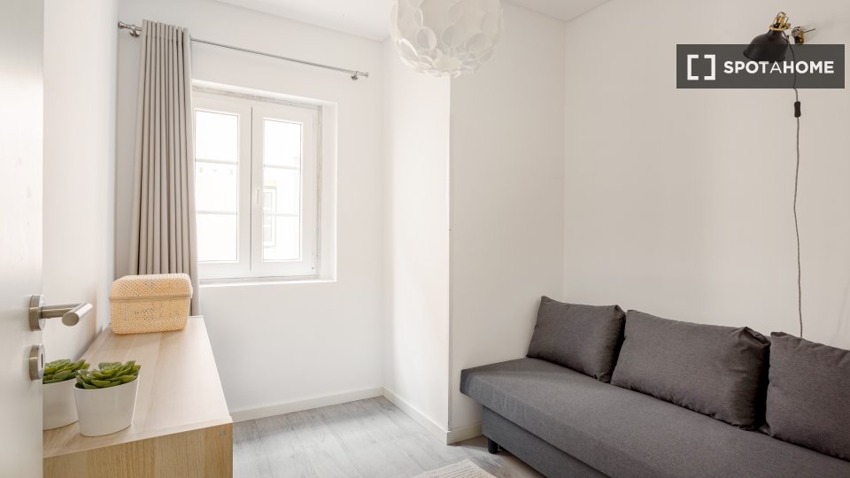 Apartment Lisbon, 3 beds — photo 13