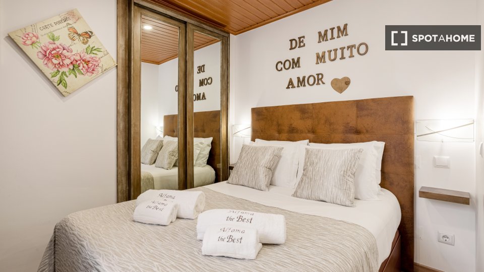 Apartment Lisbon, 1 bed — photo 19