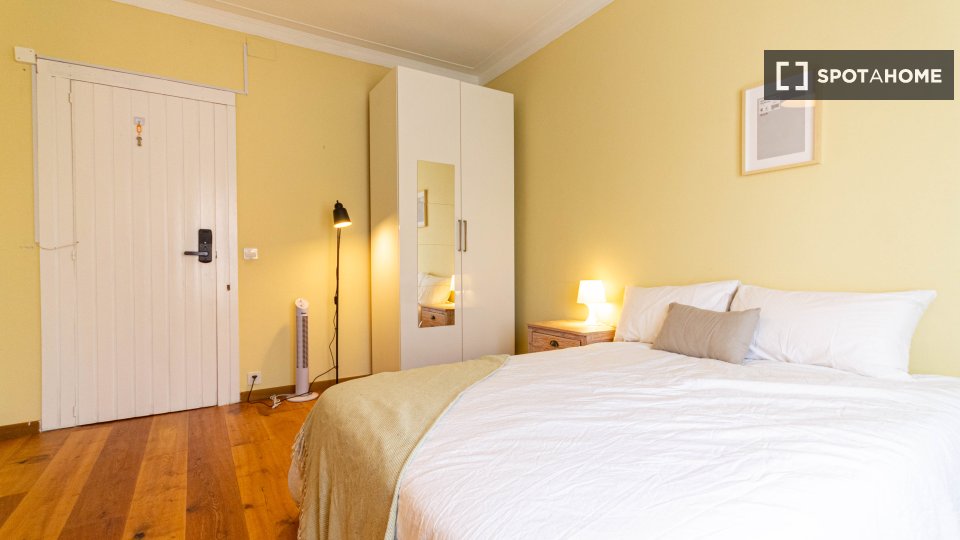 Double room Barcelona, 6 beds — photo 9