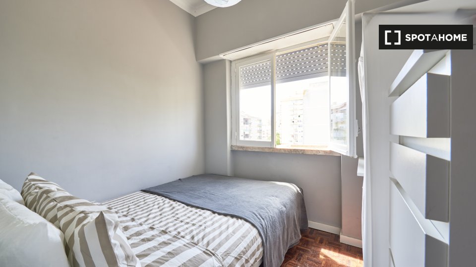 Double room Lisbon, 7 beds — photo 3