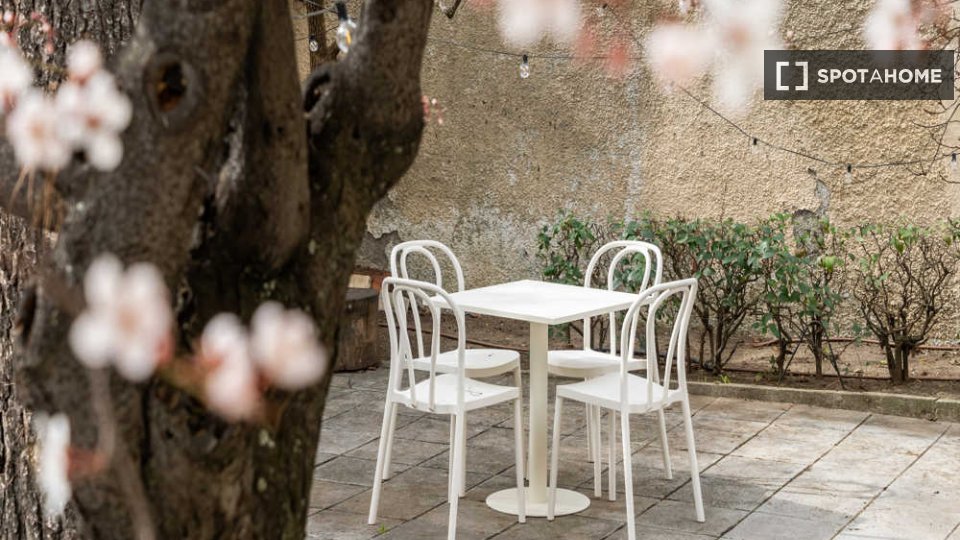 Camera doppia Madrid, 34 camere — foto 49