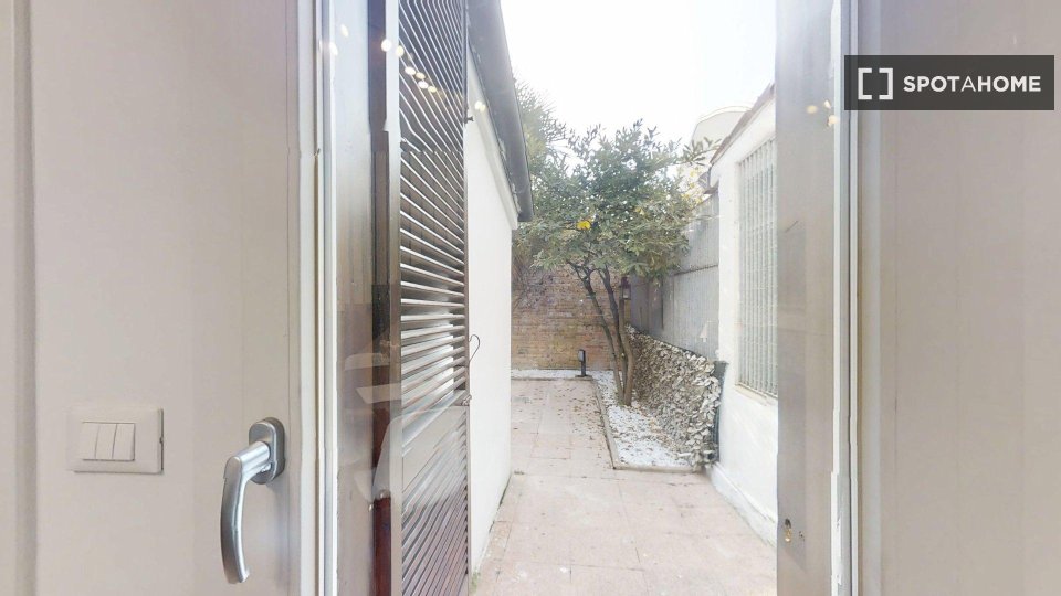 Double room Padua, 2 beds — photo 8