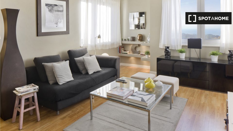Apartment Lisbon, 1 bed — photo 1