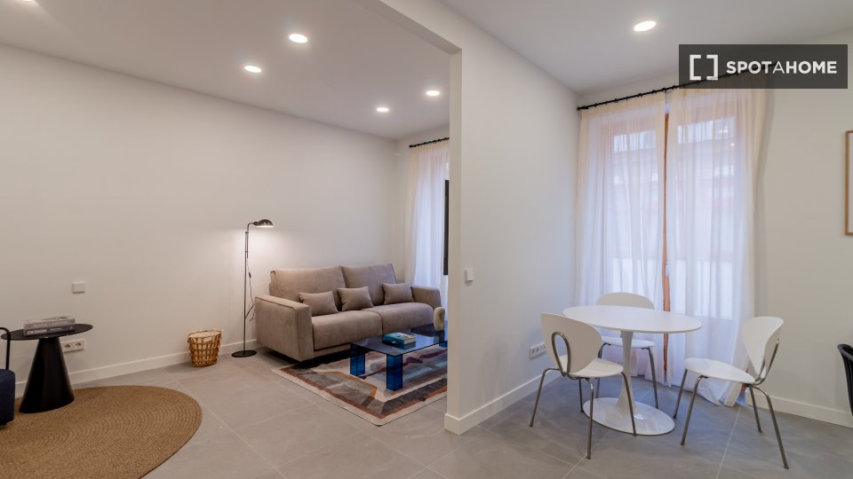 Apartment Madrid, 3 beds — photo 10