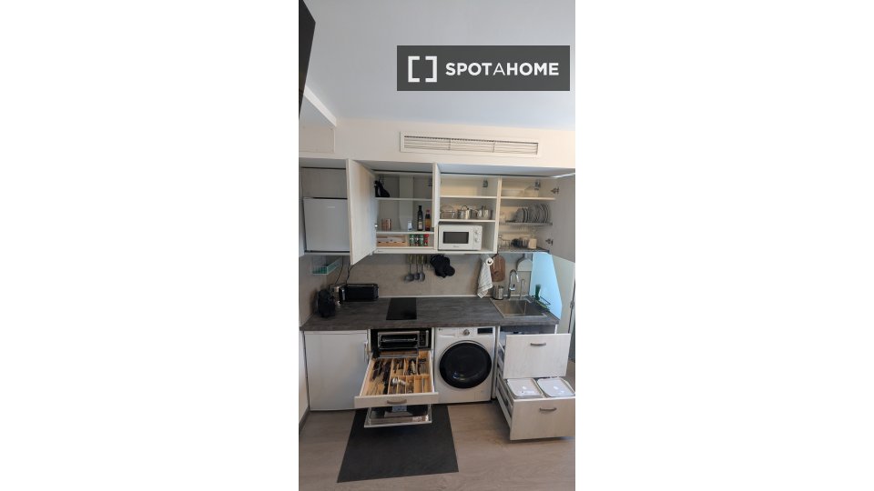 Apartment mono Madrid, 16m² — photo 2