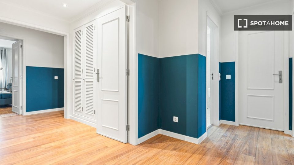 Double room Lisbon, 9 beds — photo 18