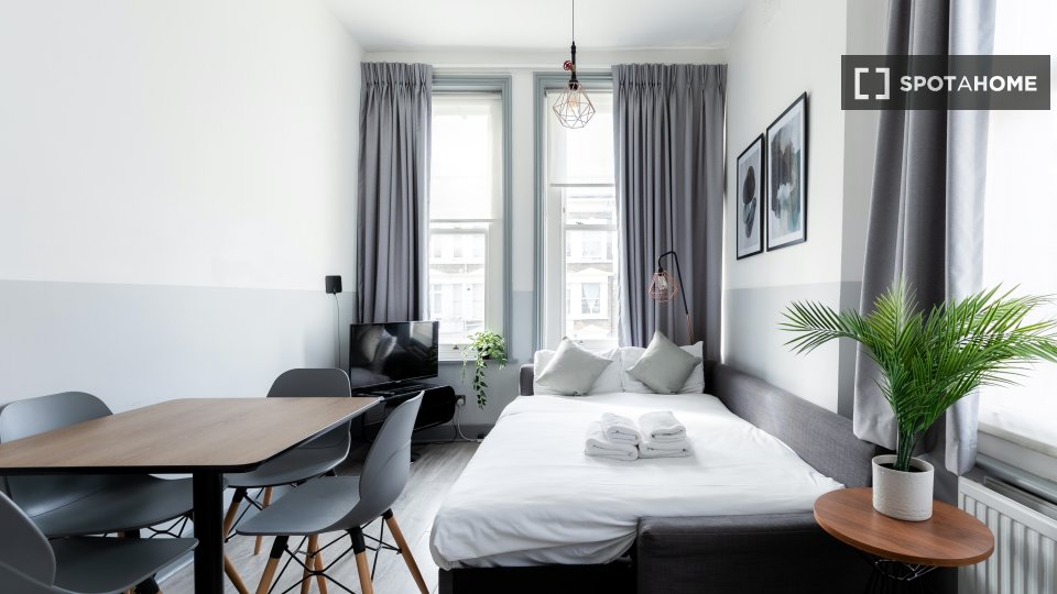 Apartment London, 1 bed — photo 1