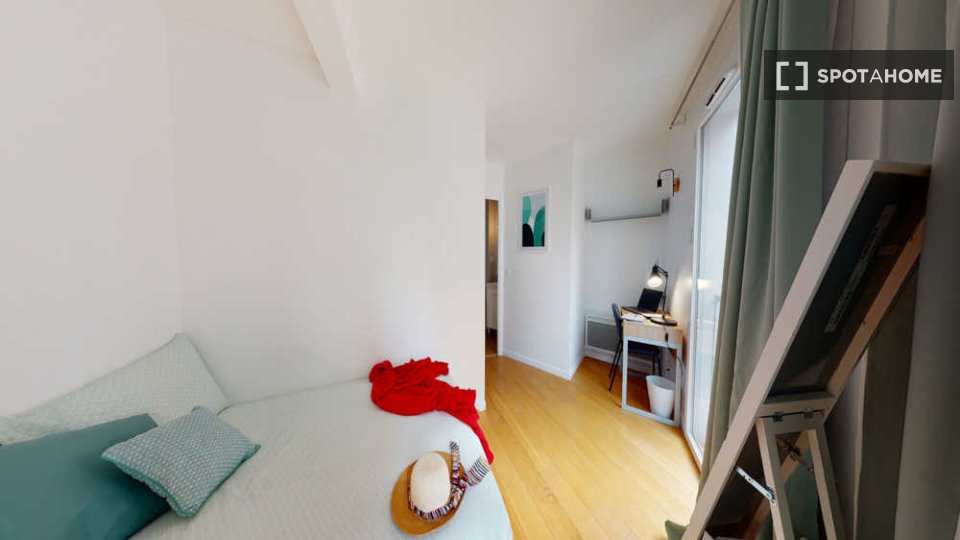 Double room Paris, 6 beds, 110m² — photo 13