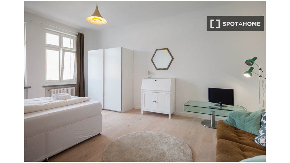 Apartment Berlin, 1 bed, 65m² — photo 9