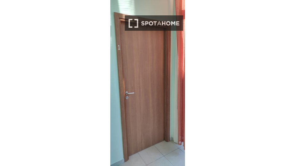 Double room Naples, 5 beds, 120m² — photo 2