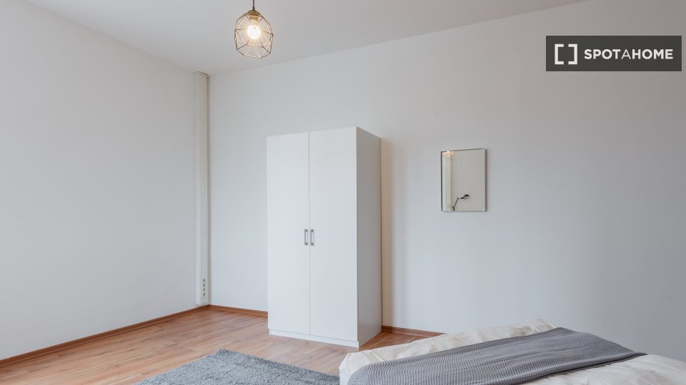 Double room Berlin, 8 beds, 237m² — photo 12