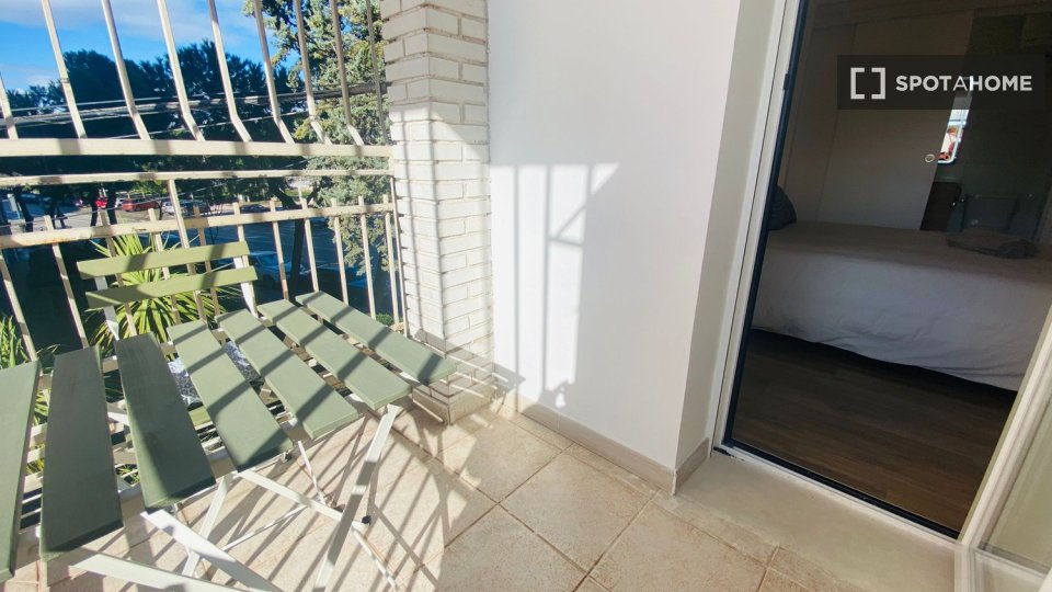 Double room Madrid, 4 beds — photo 2