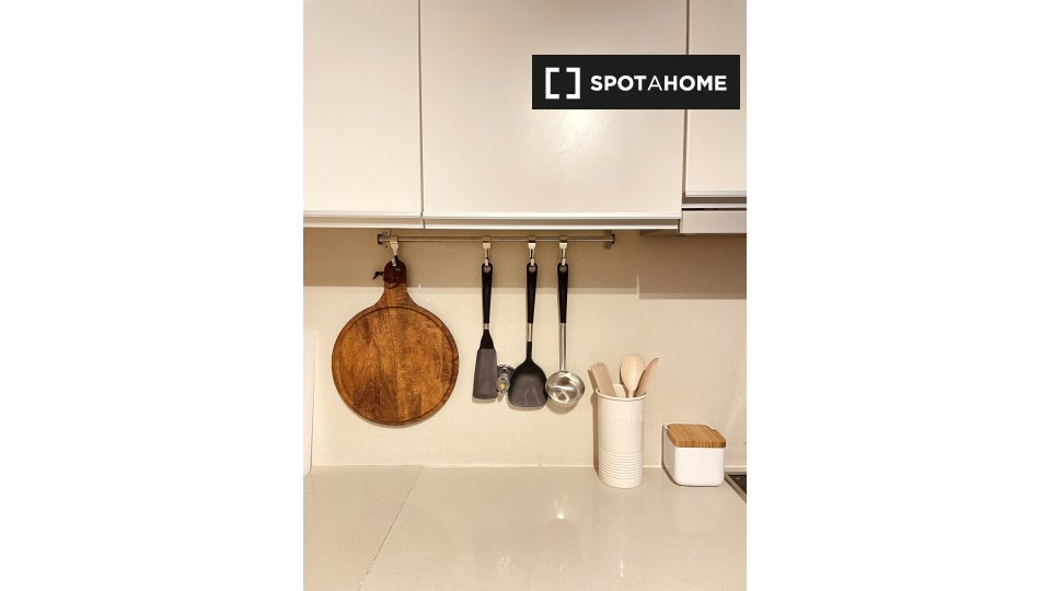 Apartment Lisbon, 1 bed, 70m² — photo 5