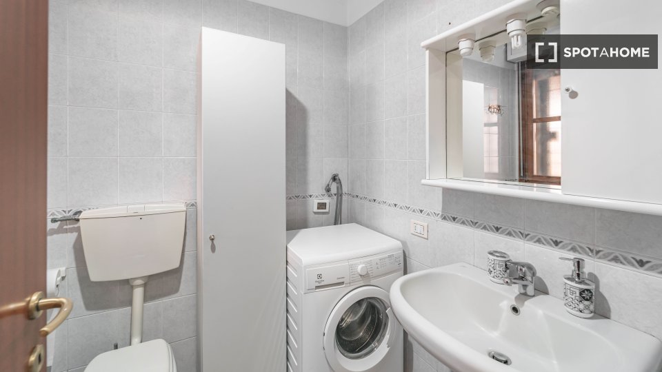 Apartment mono Bologna, 65m² — photo 13